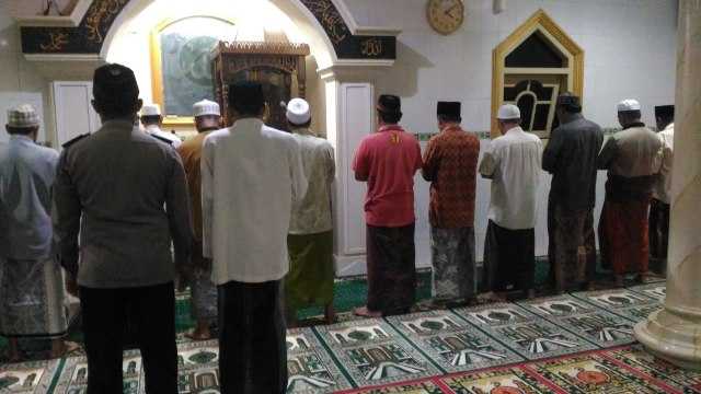 Arti Mimpi Sholat