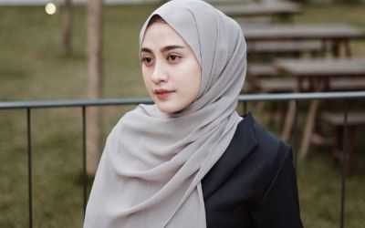 Tips Cara Memakai Hijab Sesuai Syar'i Simple
